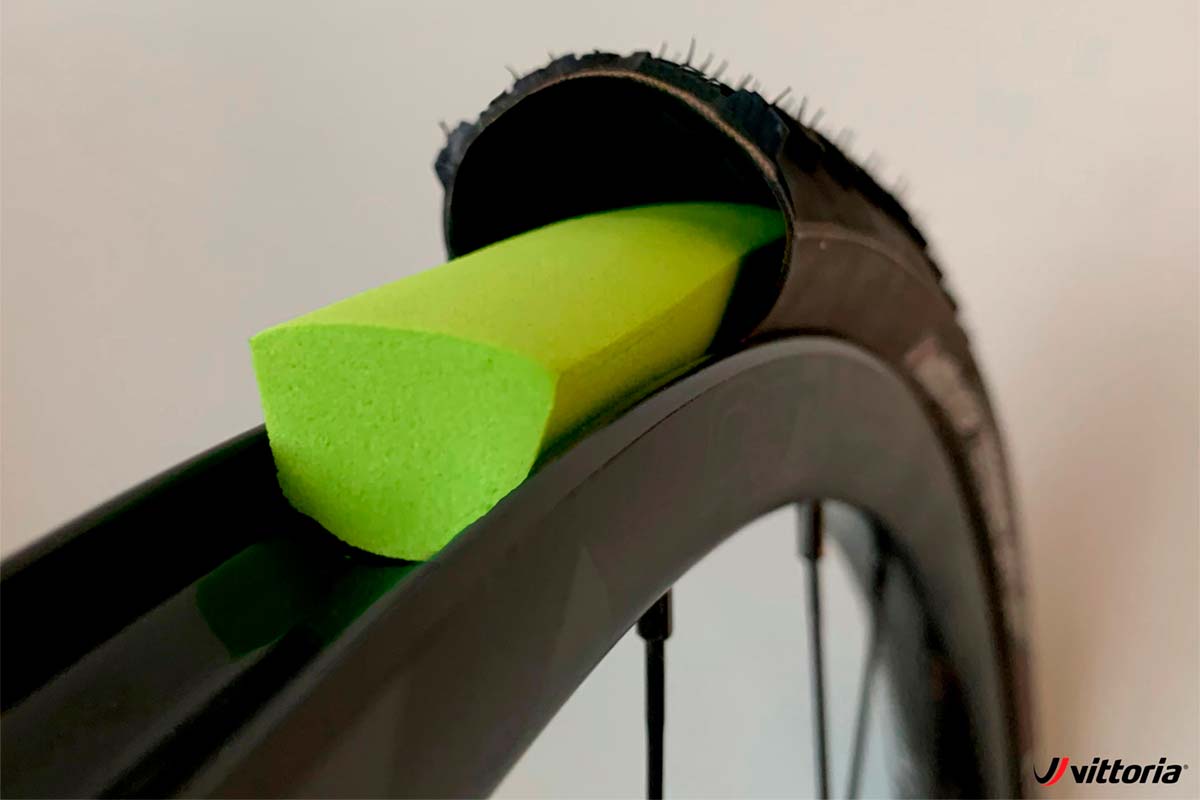 En TodoMountainBike: Vittoria Air-Liner Gravel, un mousse antipinchazos específicos para bicicletas de gravel