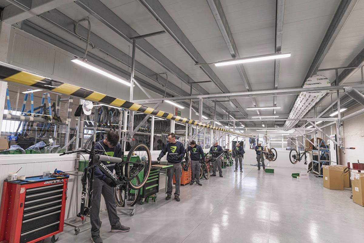 Berria Bike amplía sus instalaciones y aumenta un 60% su capacidad productiva