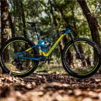 Las bicis del Primaflor Mondraker XSauce Racing Team para los JJ.OO de Tokio