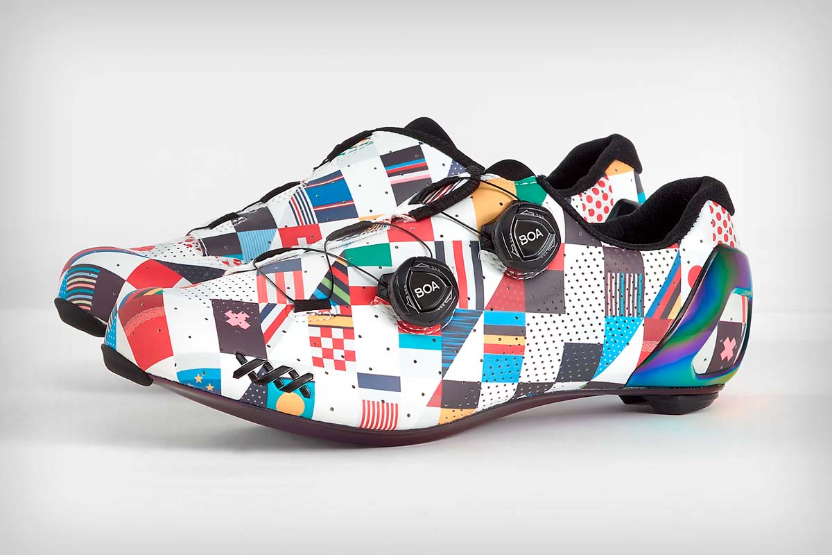 En TodoMountainBike: Bontrager XXX LTD, unas zapatillas de carretera con el diseño de los maillots que han vestido los equipos y atletas profesionales de Trek
