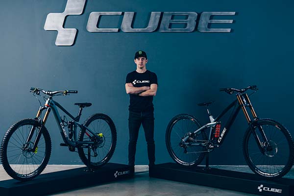 El Cube Factory Racing Team da la bienvenida a Danny Hart