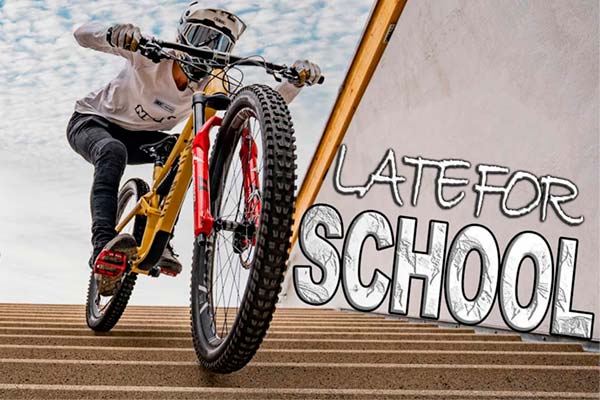 Gabriel Wibmer regresa fuerte con 'Late for School 2', o cómo no llegar tarde a la escuela