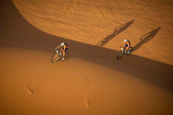 Titan Desert 2021: Konny Looser y Silvia Roura ganan la quinta etapa