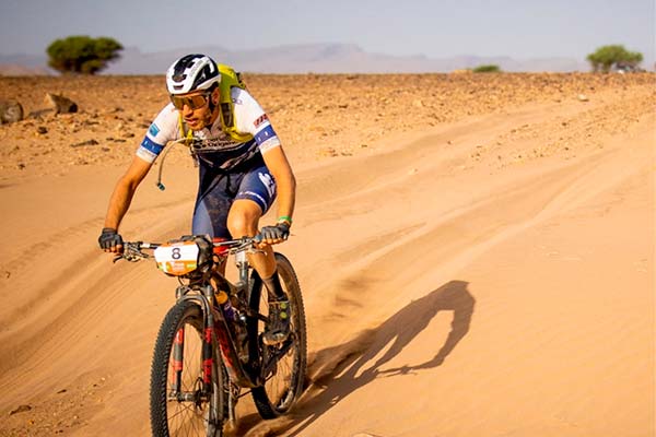 Titan Desert 2021: Josep Betalú y Ramona Gabriel ganan la tercera etapa