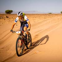 Titan Desert 2021: Josep Betalú y Ramona Gabriel ganan la tercera etapa