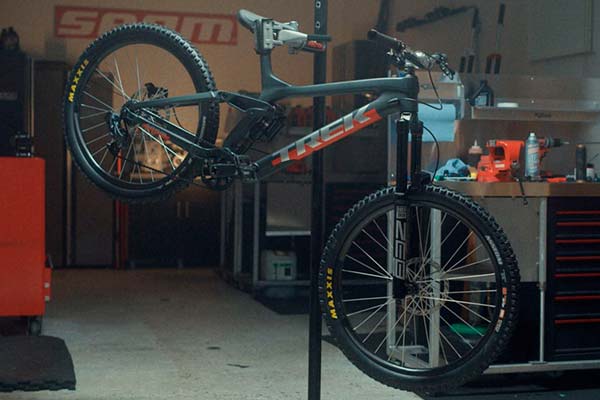 El montaje paso a paso de la Trek Session de Brandon Semenuk para el Red Bull Rampage 2021