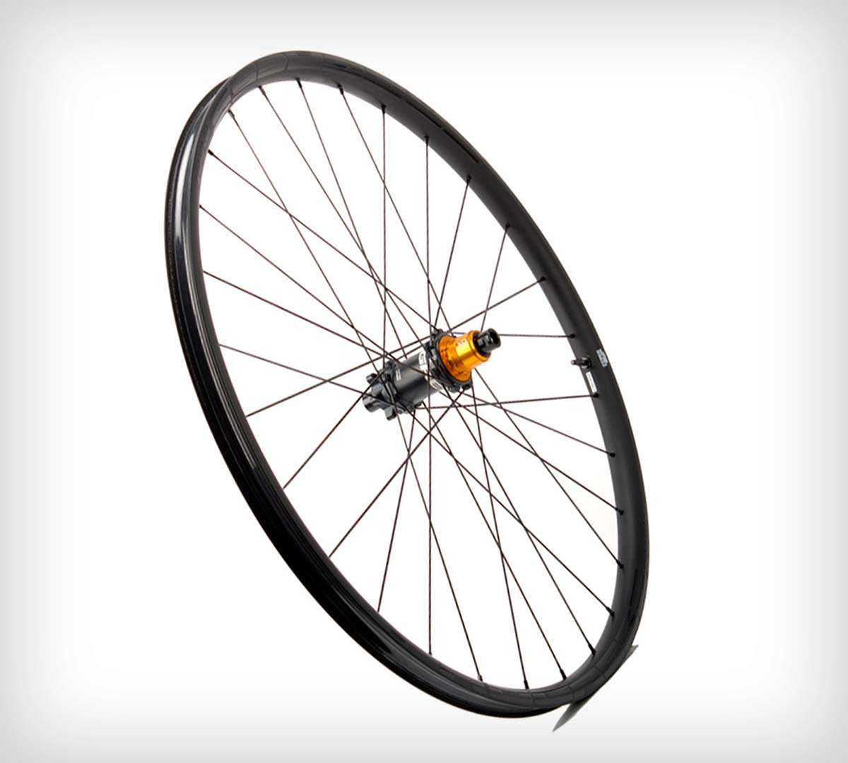 En TodoMountainBike: Progress presenta las GV:01, unas ruedas de carbono con grafeno para bicicletas de XC