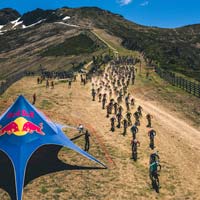 El Red Bull Holy Bike regresa a la estación segoviana de La Pinilla