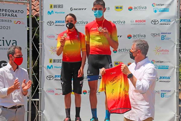 Rocío del Alba García y Alberto Mingorance son los primeros campeones de España de e-MTB
