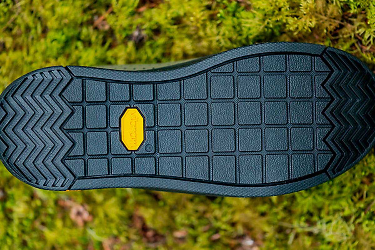 En TodoMountainBike: Bontrager Flatline, las zapatillas favoritas de Casey Brown para pedales de plataforma