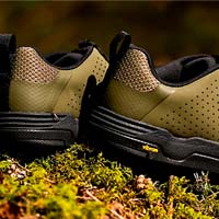 Bontrager Flatline, las zapatillas favoritas de Casey Brown para pedales de plataforma