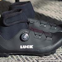 Luck Fenix, unas zapatillas de MTB pensadas para las salidas en condiciones de clima más adversas