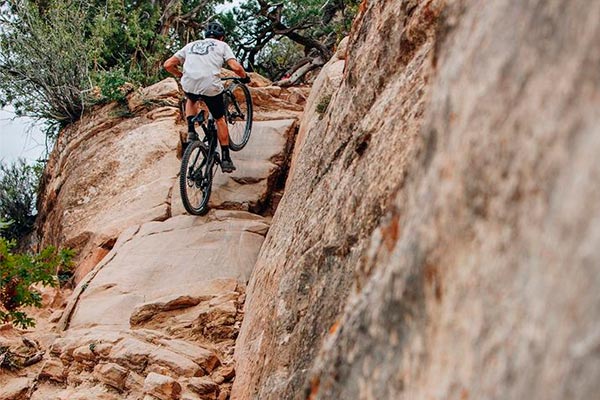 The Whole Enchilada es uno de los senderos más épicos del MTB, y Braydon Bringhurst lo ha completado subiendo en lugar de bajando