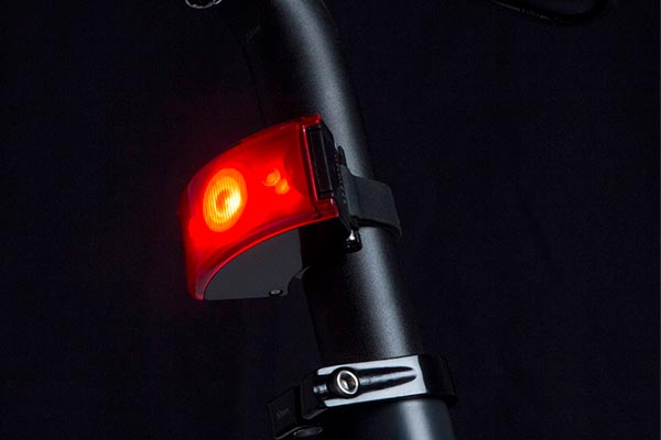 Bookman Curve Lights, luces curvas para bicicletas que garantizan la mejor visibilidad delante, detrás y a los lados