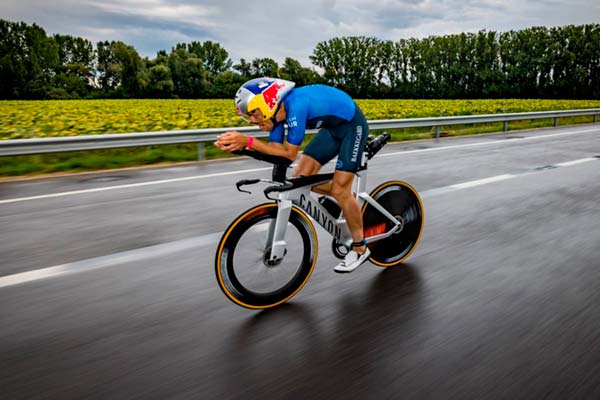 Canyon Bicycles se convierte en el socio oficial de bicicletas de las PTO Tour Triathlon Series