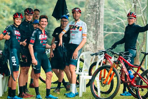 Copa del Mundo de XCO 2022: el circuito de Petrópolis con el BH Templo Cafés UCC