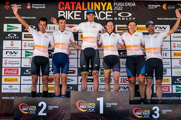 Tiago Ferreira y Vera Looser se proclaman campeones de la Catalunya Bike Race 2022