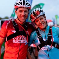 Konny y Vera Looser cumplen los pronósticos y ganan la Titan Desert Almería 2022