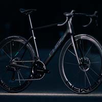 Cube Litening AIR C:68X, una bicicleta de carretera ultraligera con un cuadro de 799 gramos