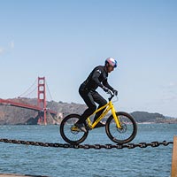 Danny MacAskill regresa a sus orígenes en 'Postal de San Francisco', su mejor vídeo de Bici Trial urbano hasta la fecha