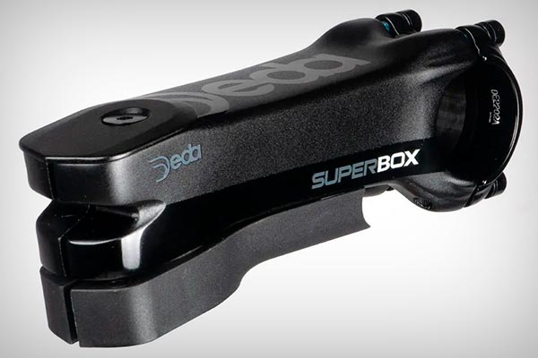 Deda Elementi presenta la Superbox DCR, una potencia con sistema de cableado integrado para bicis de montaña y gravel