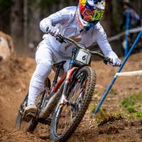 El descenso ganador de Loïc Bruni en el Campeonato del Mundo de MTB 2022
