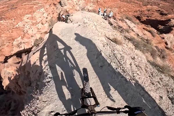 Esto es lo que siente un piloto del Red Bull Rampage: la línea de Dylan Stark en primera persona