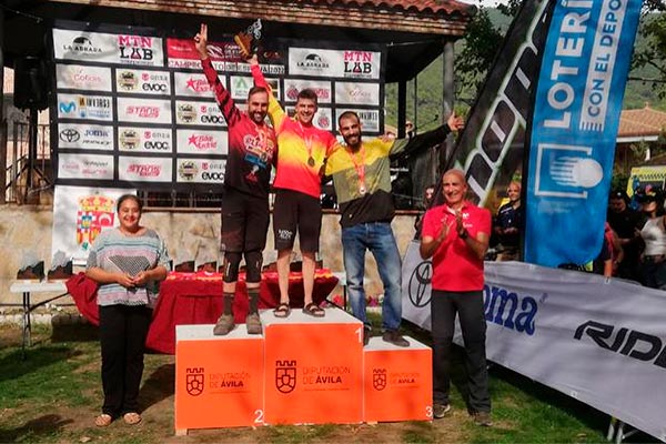 Edgar Carballo y Sara Yusto se proclaman (un año más) campeones de España de Enduro en La Adrada