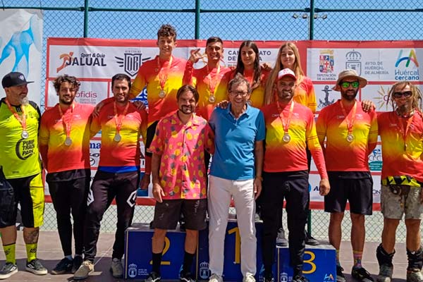 Alejandro Alcojor y Lara Palacio se proclaman campeones de España de Pump Track