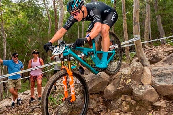 Jared Graves se retira de la competición para convertirse en entrenador del Yeti/OneUp Pro Team