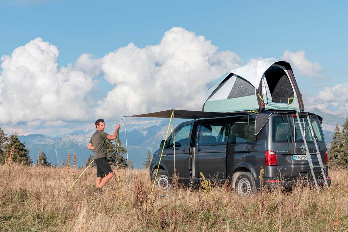 En TodoMountainBike: Quechua Camper Van 500 Fresh & Black, la tienda de techo de Decathlon para ciclistas con furgoneta