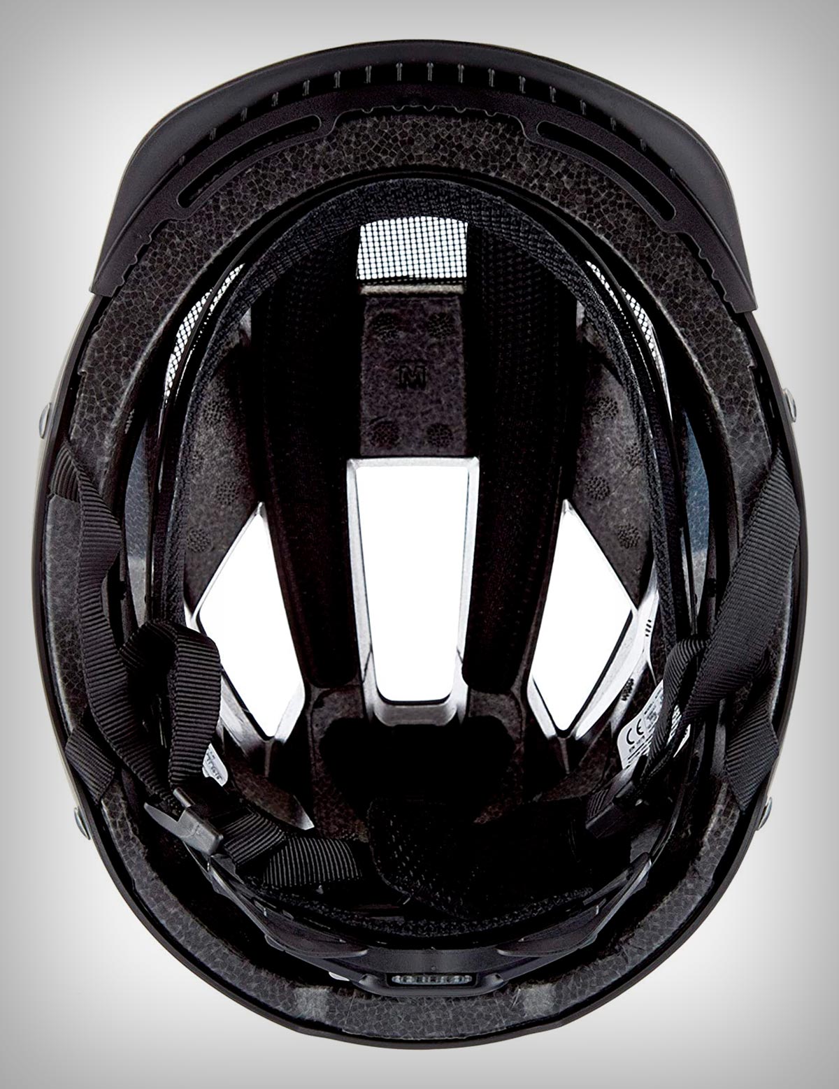 Cazando ofertas: un casco de uso polivalente con iluminación LED integrada, el Abus Hyban 2.0, a un precio irresistible