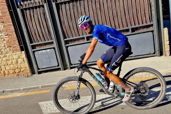 Alejandro Valverde busca compañero para la Absa Cape Epic 2024