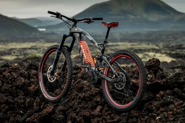 Audi pone a la venta la Sport e-tron, una e-MTB muy distinta (para mal) del prototipo futurista presentado en 2012