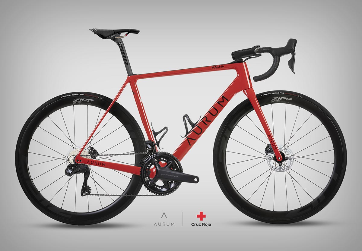 Aurum pone a la venta la bicicleta personal (y firmada) de Alberto Contador para ayudar a las víctimas del terremoto de Marruecos