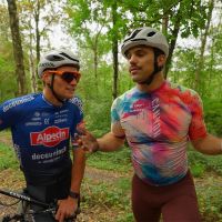Mathieu van der Poel ejerce de profesor de MTB para el famoso youtuber Average Rob