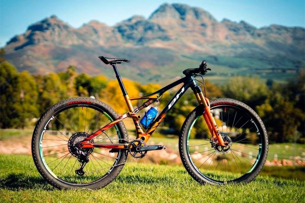 La BH Lynx Race de David Valero y Pablo Rodríguez para la Absa Cape Epic 2023