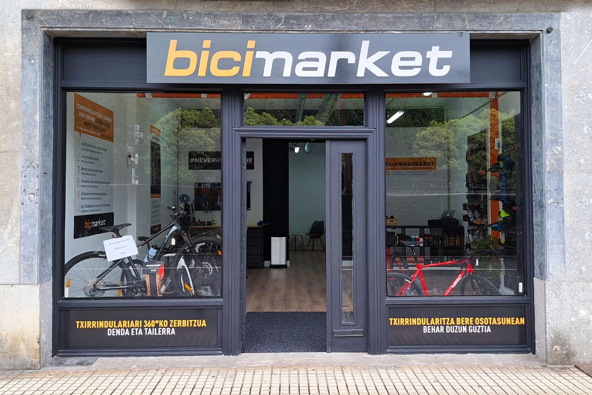 Bicimarket refuerza su red comercial con la apertura de dos nuevas tiendas en las localidades de Deba y Puertollano