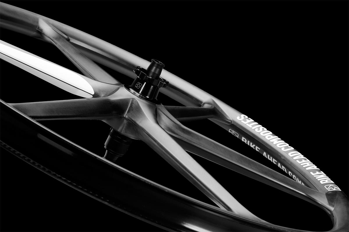 Bike Ahead Composites presenta las Biturbo X, unas ruedas de carbono de perfil ancho con versión resistente y ultrarresistente