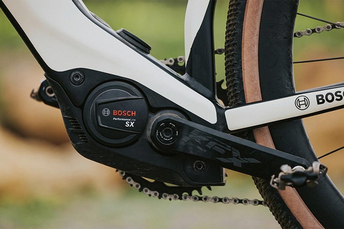 Bosch presenta el motor Performance Line SX y la batería CompactTube de 400 Wh, su apuesta por las bicis eléctricas ultraligeras