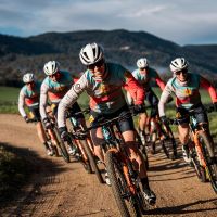 El Buff-Megamo Team acude al Mundial de Glasgow 2023 con toda la artillería: seis ciclistas de seis países distintos