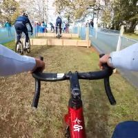 El circuito del Campeonato de Europa de Ciclocross 2023 desde la bicicleta de Cameron Mason
