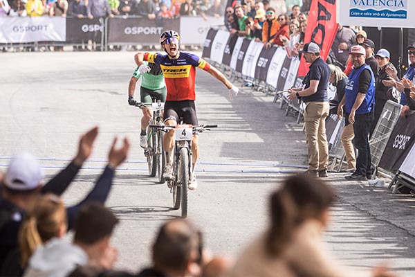 Vlad Dascalu y Martina Berta dominan los Internacionales Chelva GSport Challenge 2023