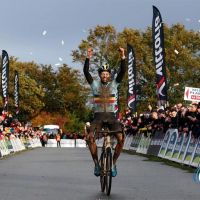 Michael Vanthourenhout y Fem van Empel se proclaman campeones de Europa de Ciclocross 2023