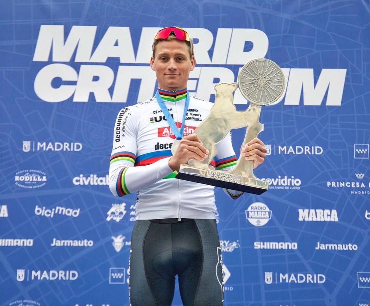 Mathieu van der Poel conquista la segunda edición del Madrid Critérium por delante de Ayuso y Verona