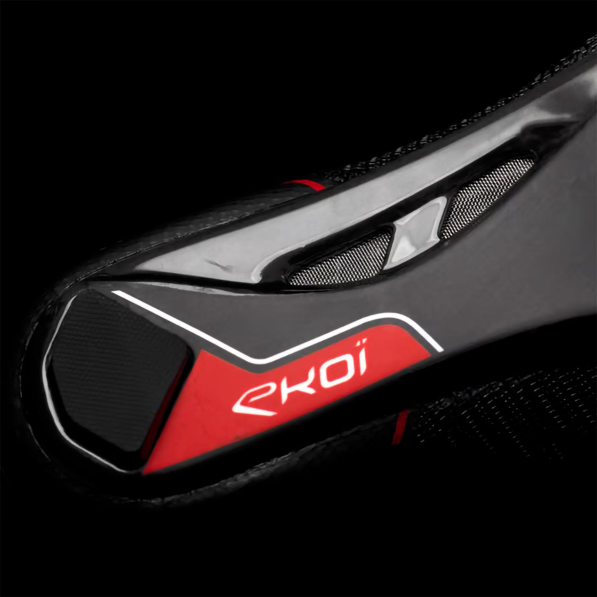 Ekoï C-4 Full Real Carbon, lo más avanzado de la marca francesa en zapatillas de carretera