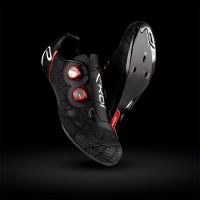 Ekoï C-4 Full Real Carbon, lo más avanzado de la marca francesa en zapatillas de carretera