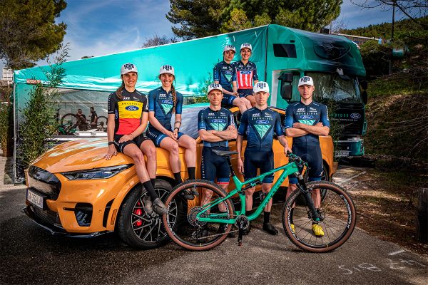 Ford entra como patrocinador del renombrado Rockrider Ford Racing Team