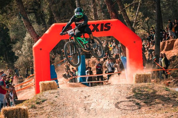 Ignasi Jorba y Aina González, ganadores del XXIX Gran Premio Maxxis Sant Andreu de la Barca