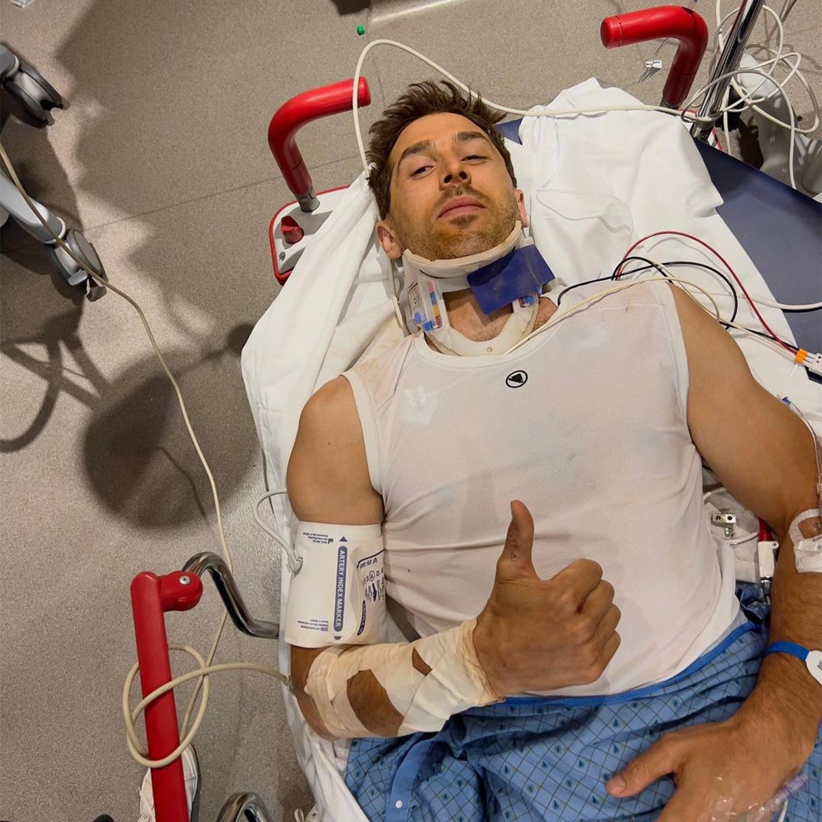 Gee Atherton se queda fuera del Red Bull Rampage 2023: "Tengo algunas fracturas en vértebras y algunas fracturas de cráneo"